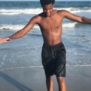 Meet your Posher, Cj